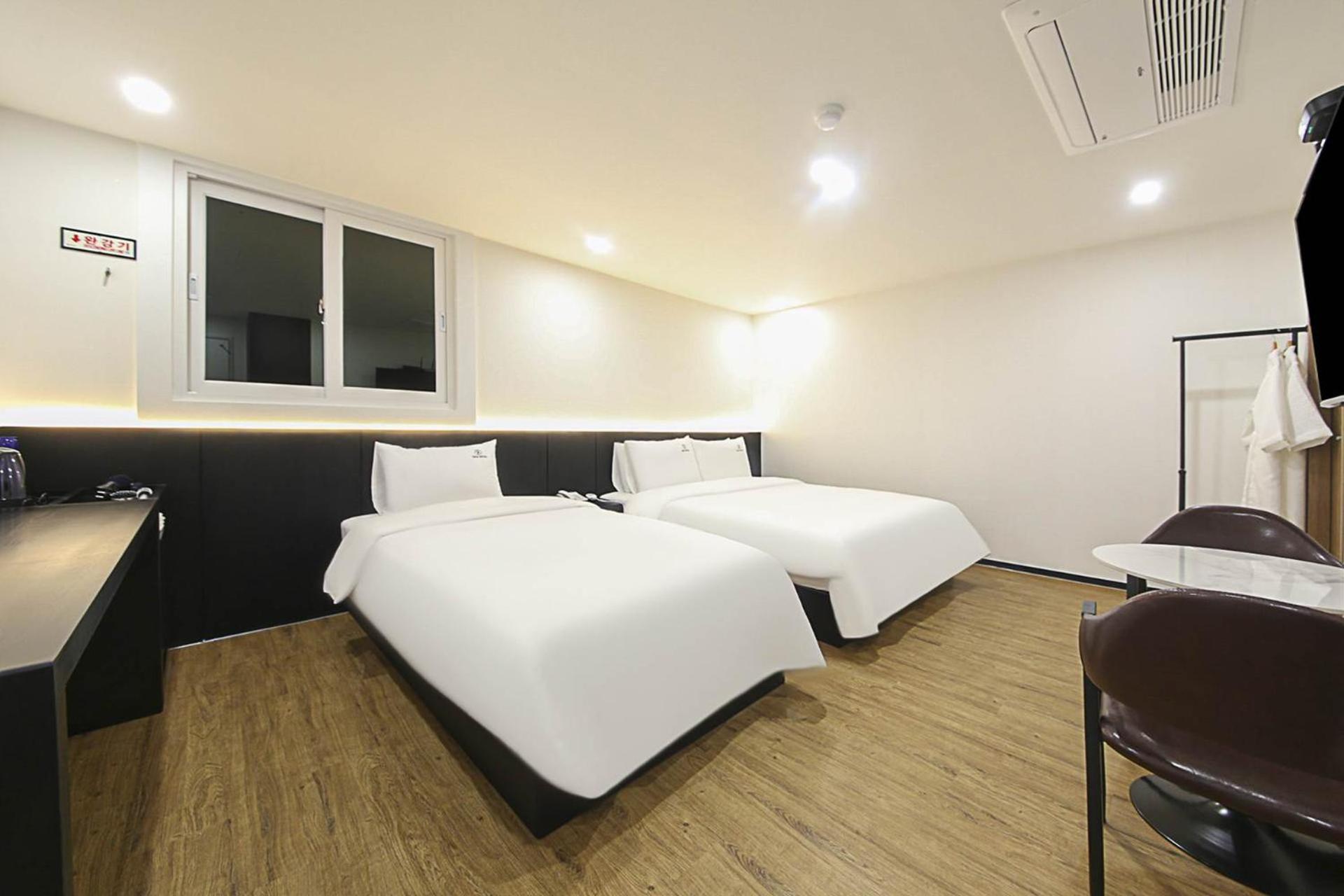 Busan Seomyeon Broa Hotel Bagian luar foto