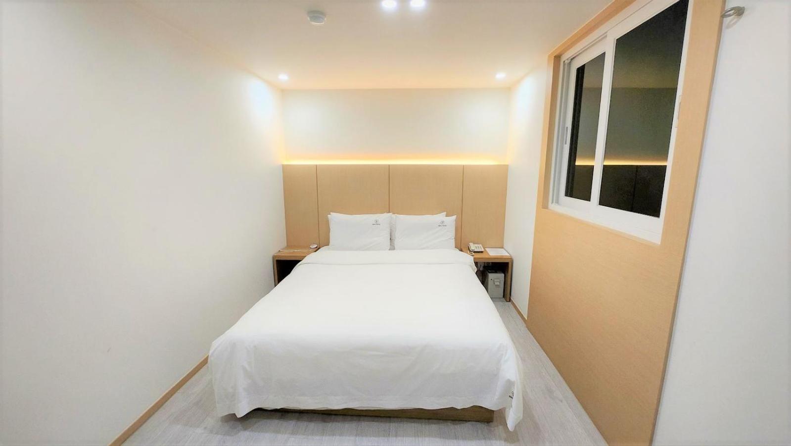 Busan Seomyeon Broa Hotel Bagian luar foto