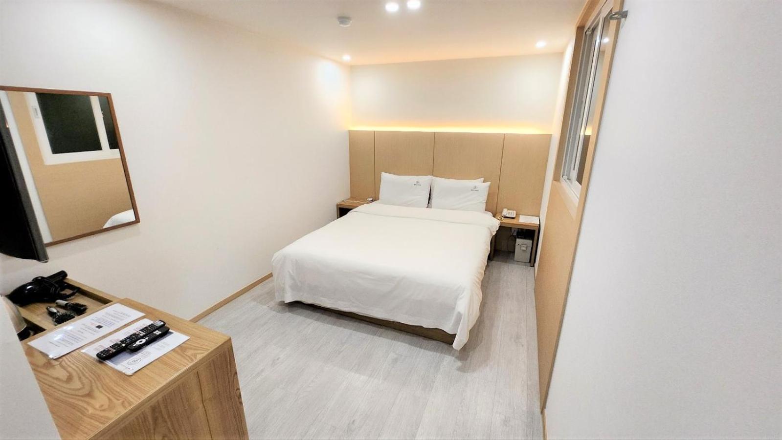 Busan Seomyeon Broa Hotel Bagian luar foto
